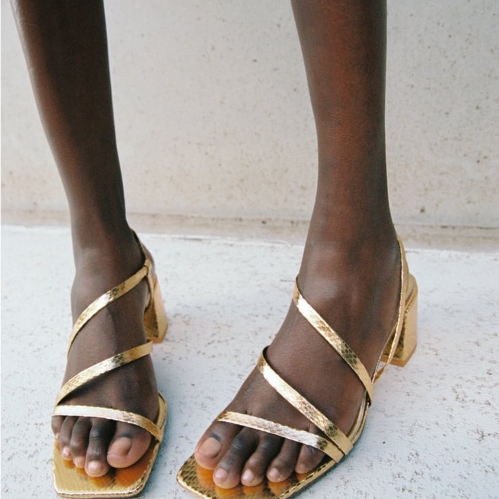 Zara MID HEIGHT BLOCK HEEL SANDALS